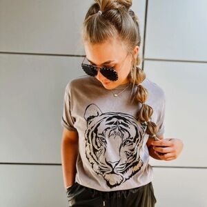 🐯 Gameday Golden Tiger Vintage-Wash Tee